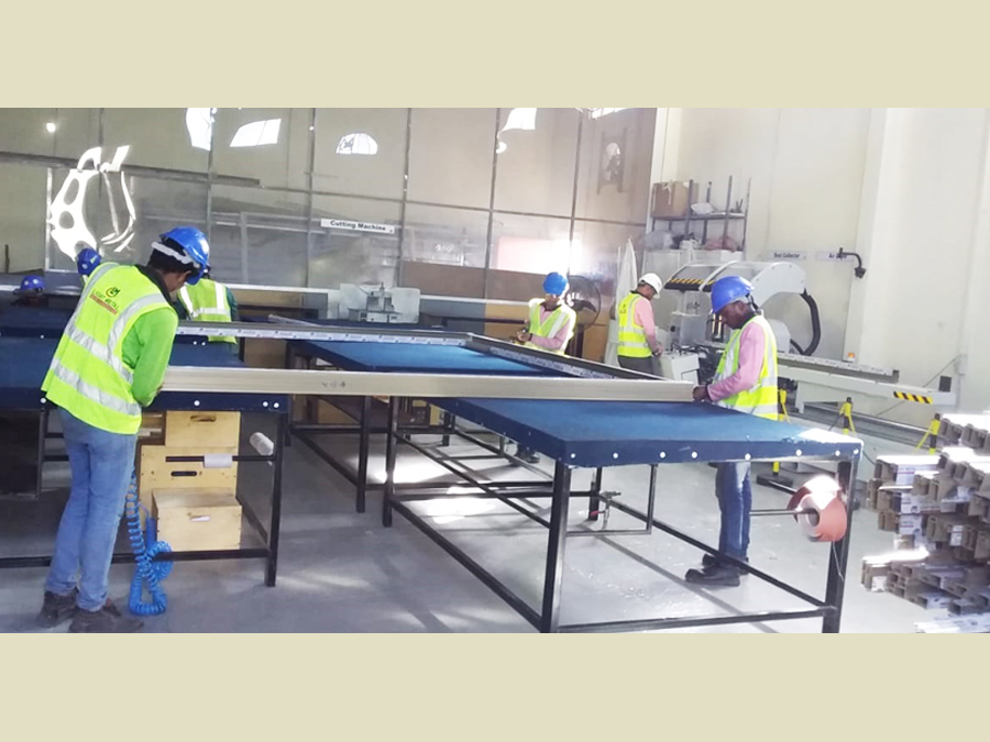 folding doors in uae
