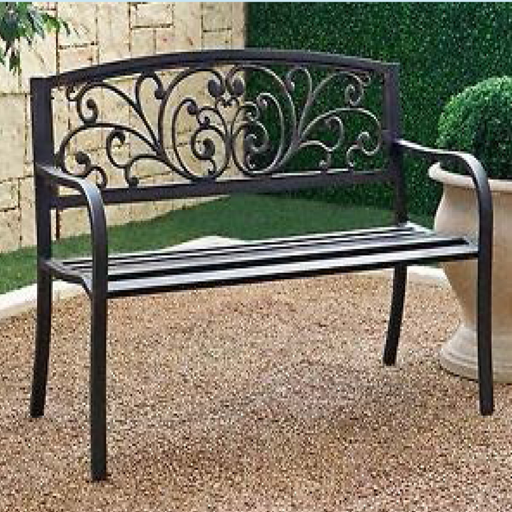 Outdoor chairs in Dubai